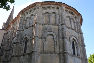 Saint-Pierre-Es-Liens church in Haut-Langoiran
